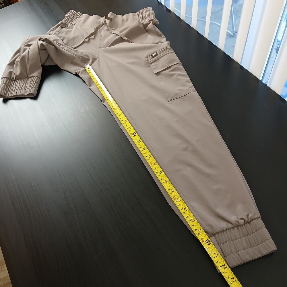 All in Motion Active Light Cargo Jogger Pants XS tan beige light brown athletic - Picture 9 of 13